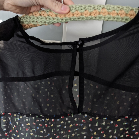 Sheer Top - Picture 2 of 4